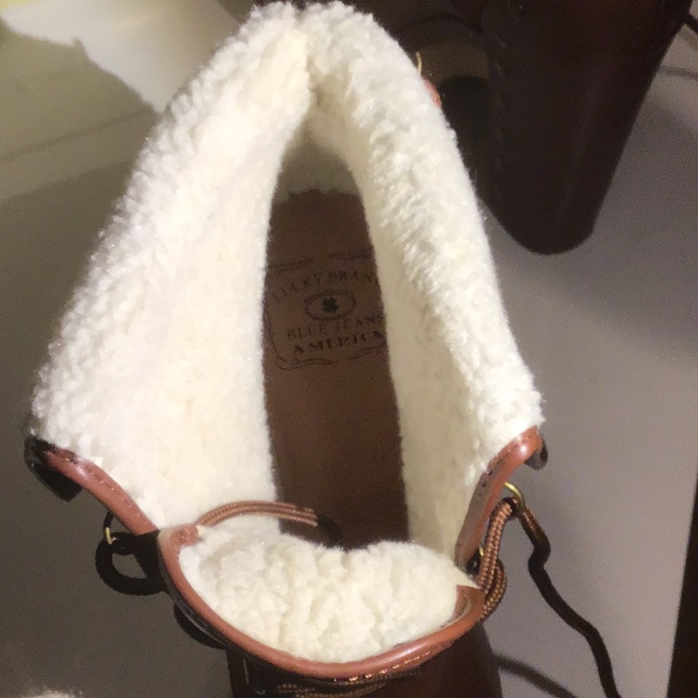 Lucky brand boots w box🌺🌸 - Picture 4 of 7